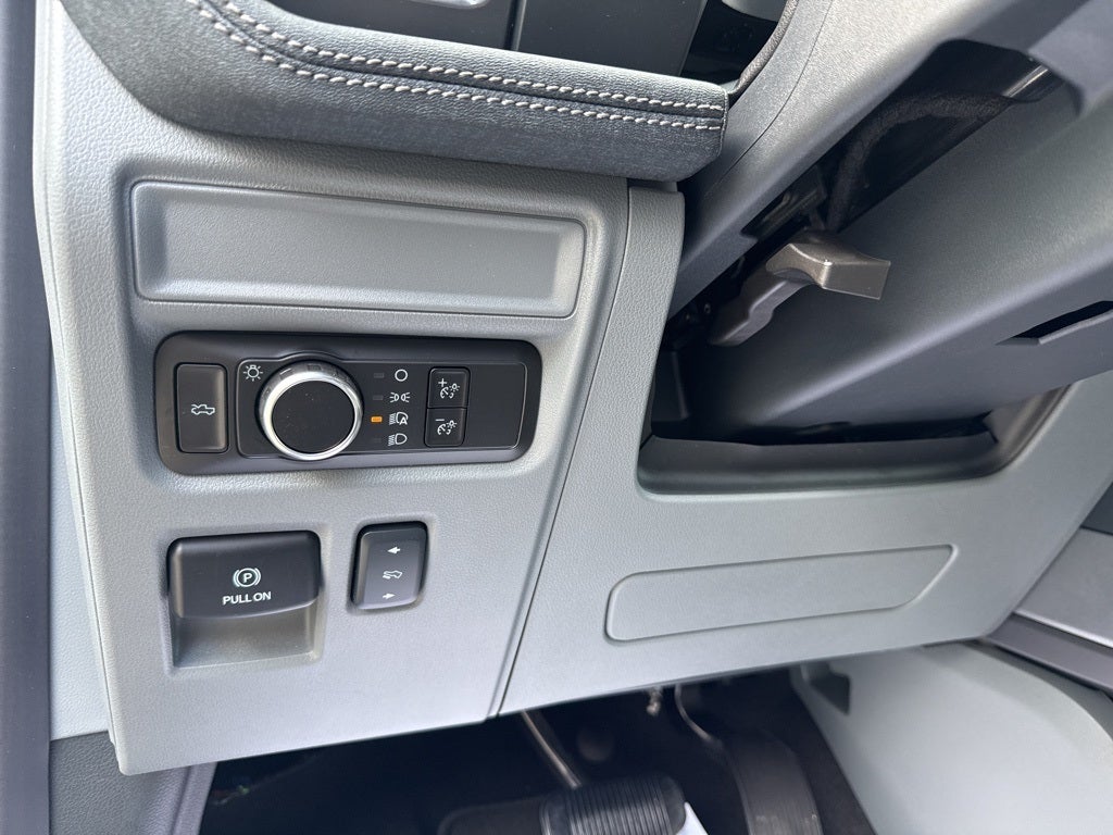 2025 Ford F-150 Lightning Flash™