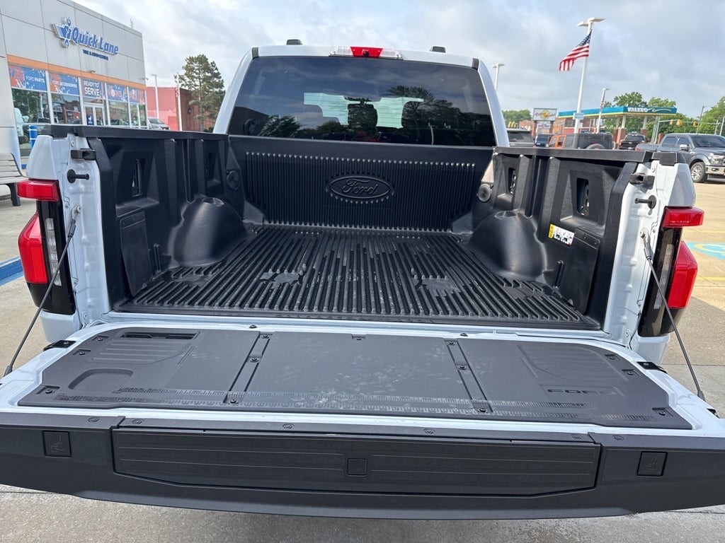 2025 Ford F-150 Lightning Flash™