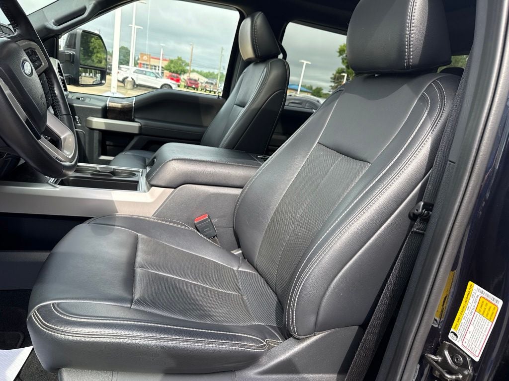 2022 Ford F-250SD Lariat Black Appearance