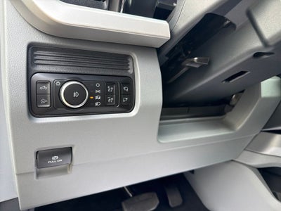 2027 Ford Super Duty F-250® XLT