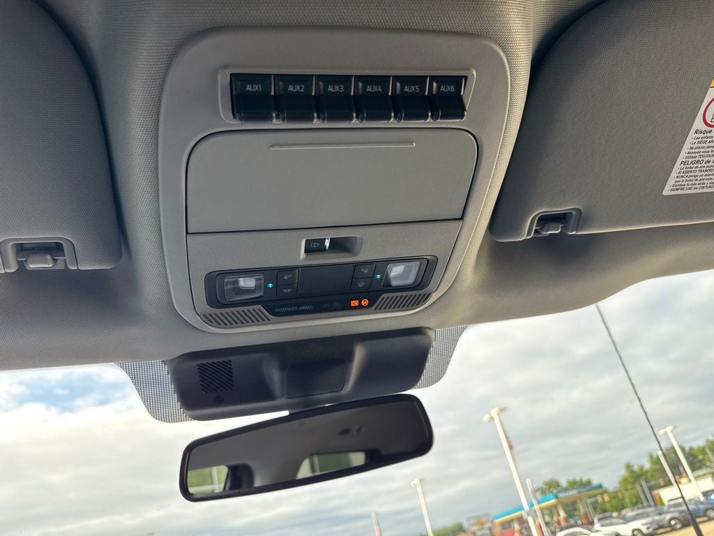 2027 Ford Super Duty F-250® XLT