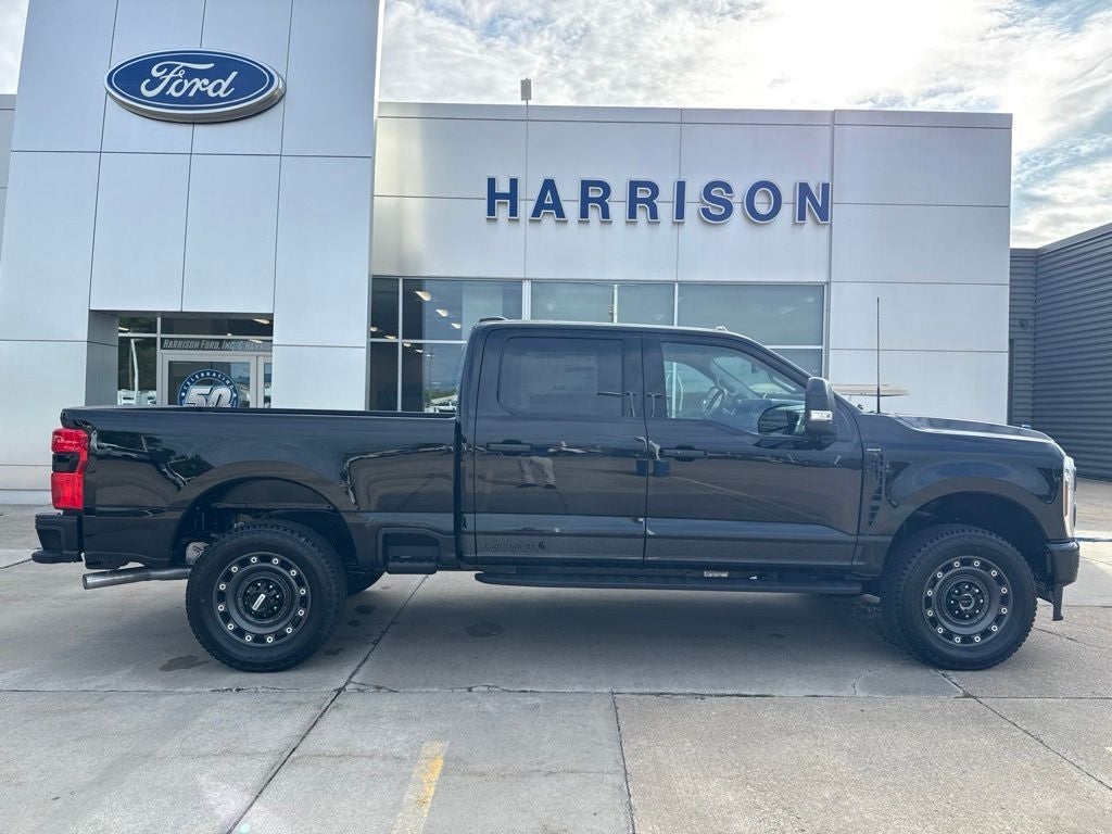 2027 Ford Super Duty F-250® XLT