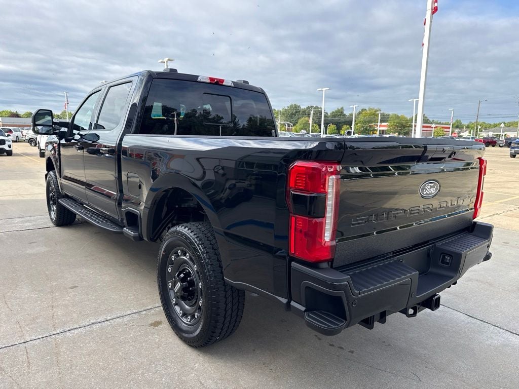 2027 Ford Super Duty F-250® XLT