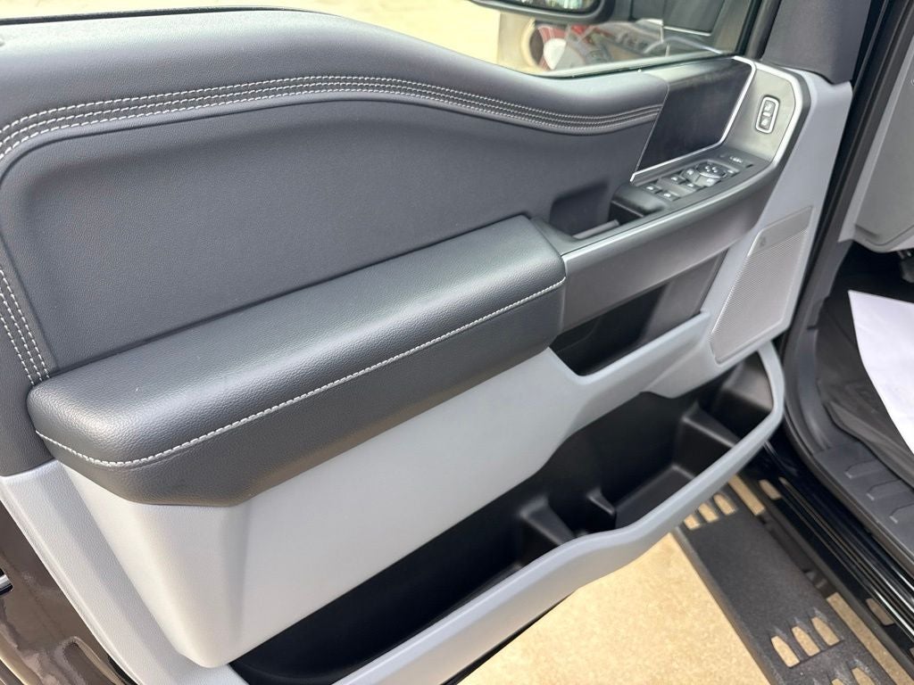 2027 Ford Super Duty F-250® XLT
