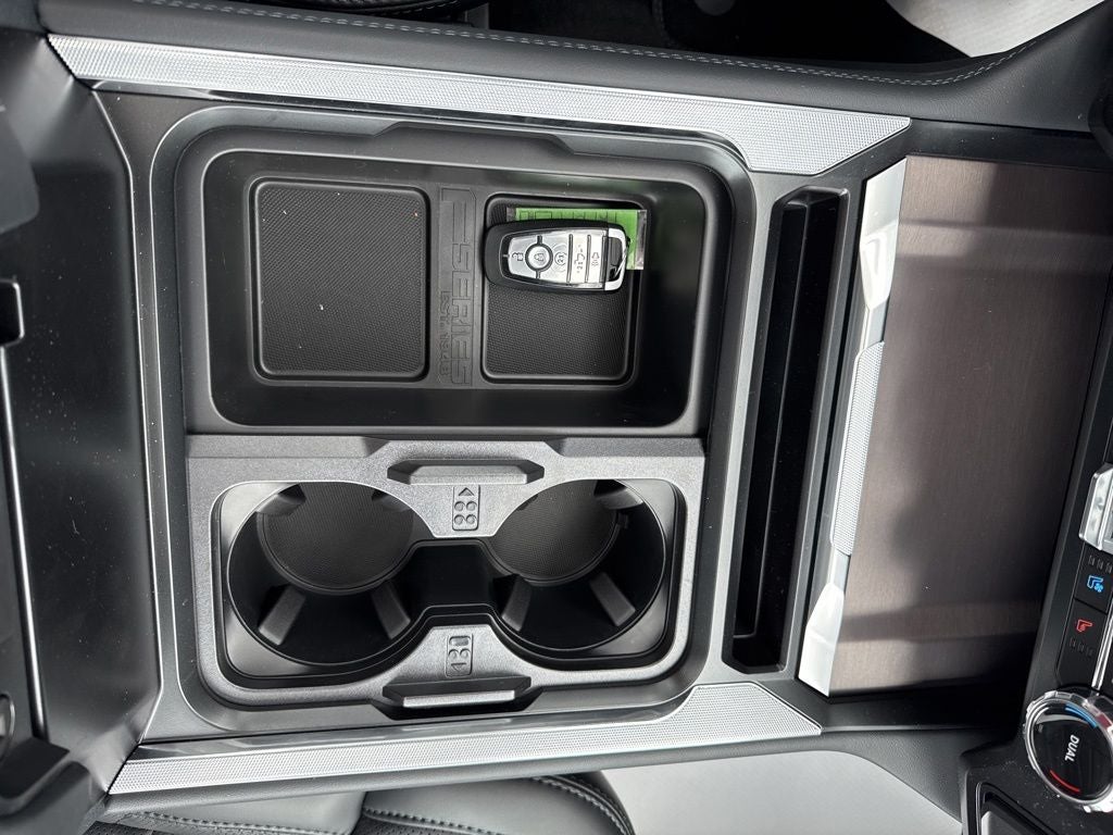 2026 Ford Super Duty F-350® Platinum®