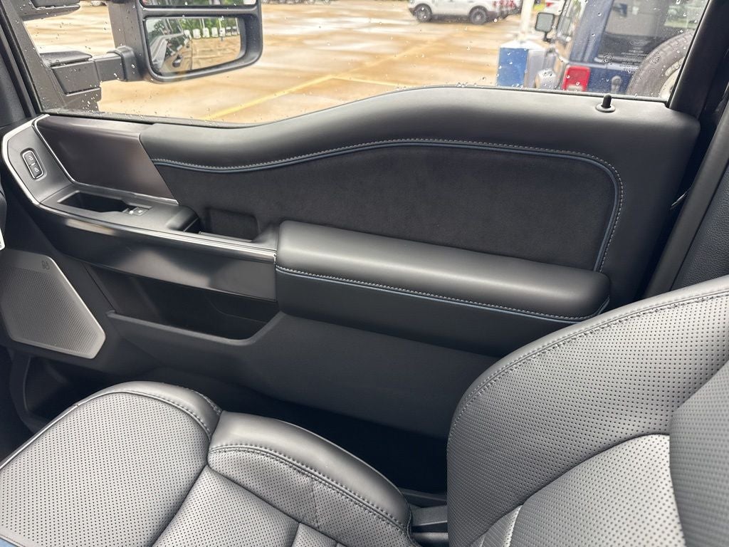 2026 Ford Super Duty F-350® Platinum®