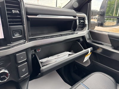 2026 Ford Super Duty F-350® Platinum®