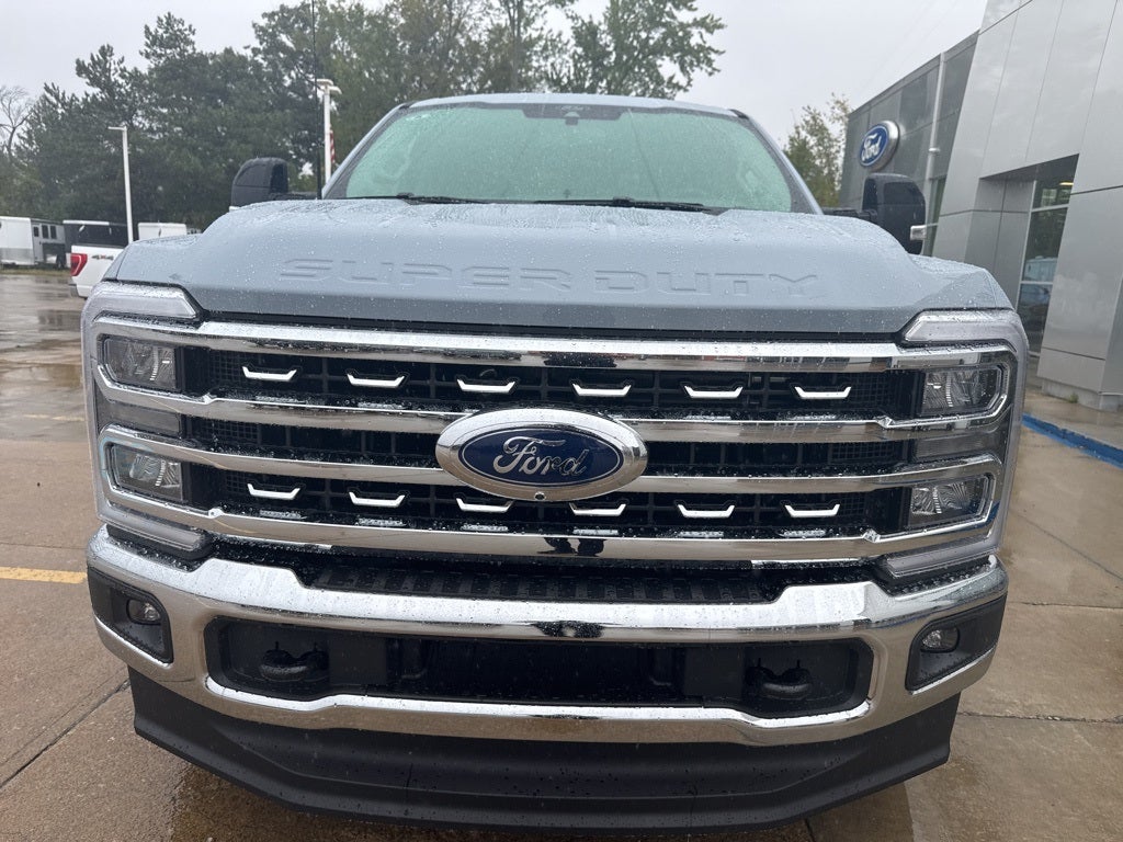 2026 Ford Super Duty F-350® Lariat®