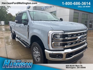 2026 Ford Super Duty F-350® Lariat®