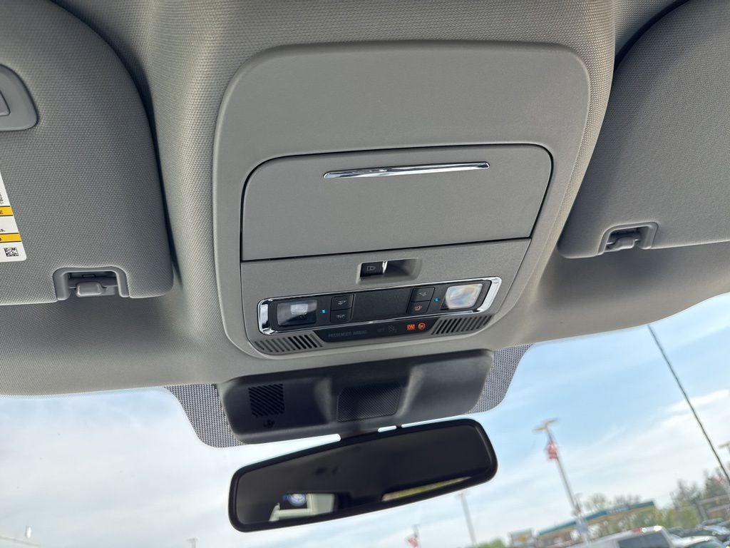 2025 Ford F-350SD Lariat