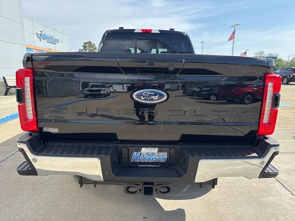 2025 Ford F-350SD Lariat