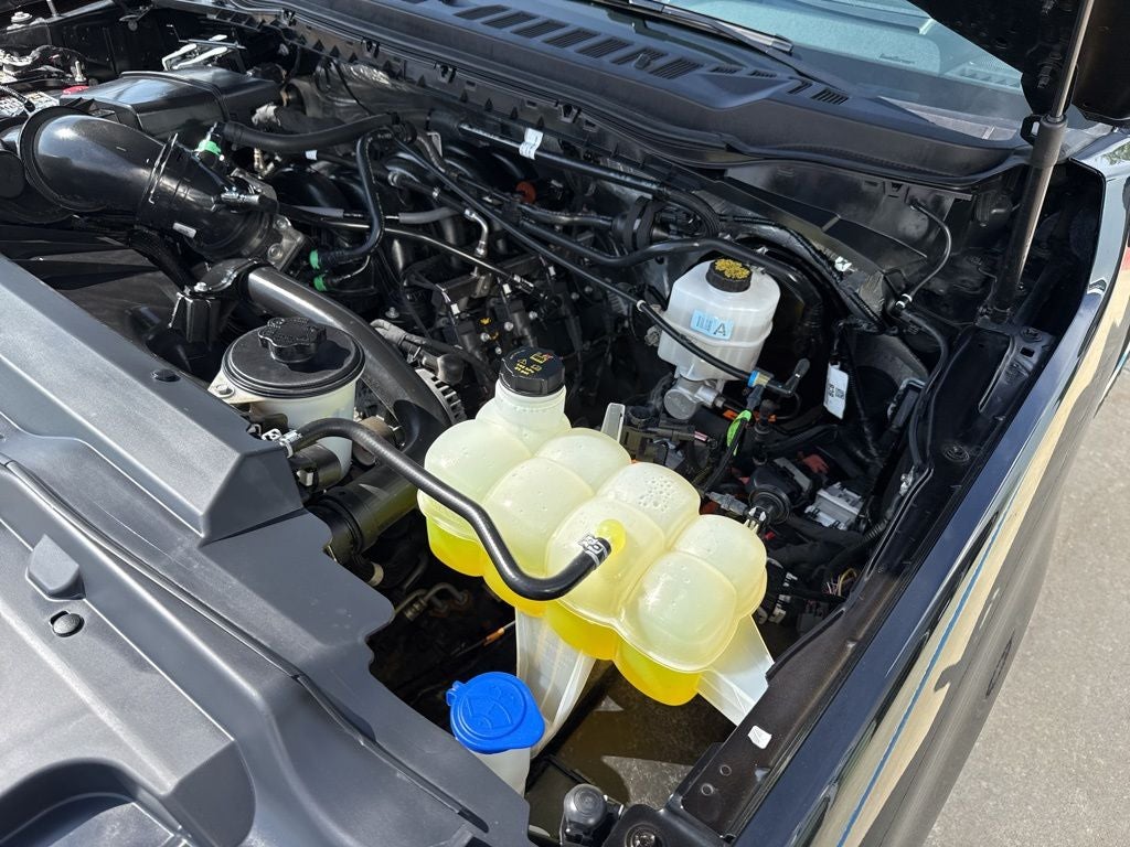 2025 Ford F-350SD Lariat