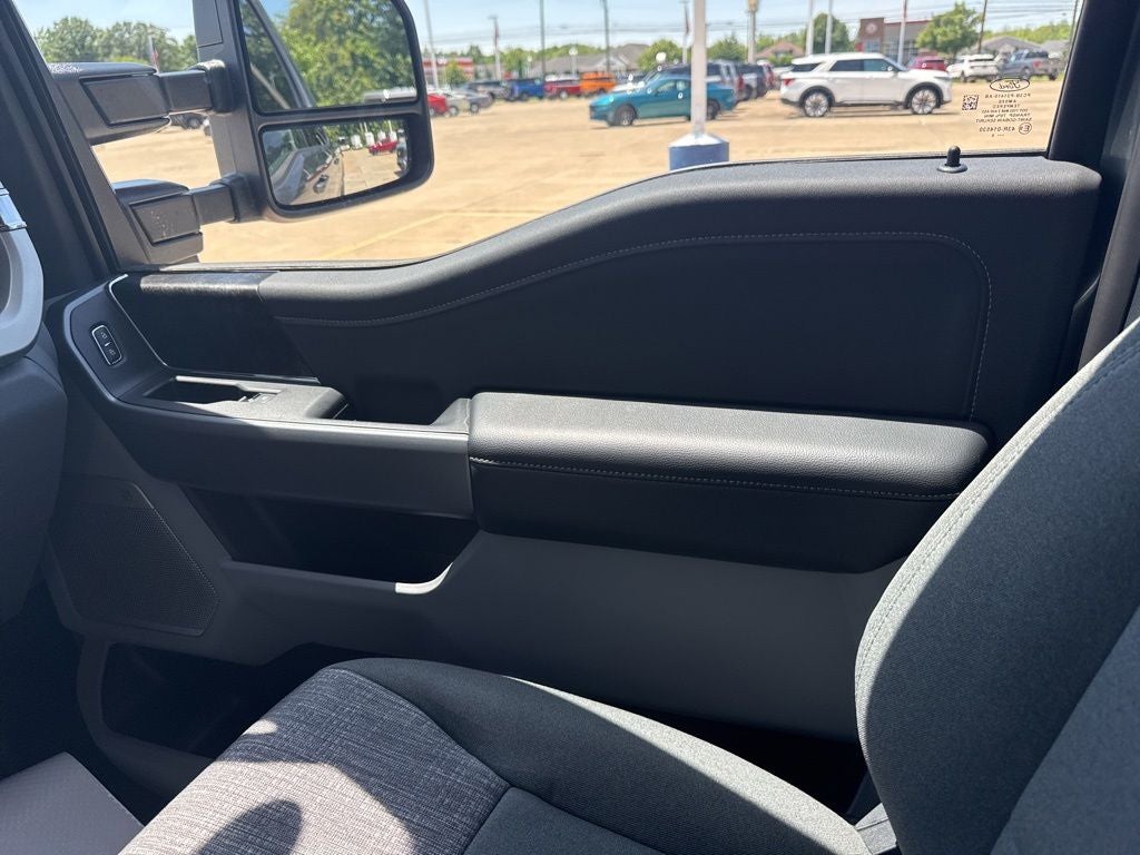 2026 Ford Super Duty F-350® XLT