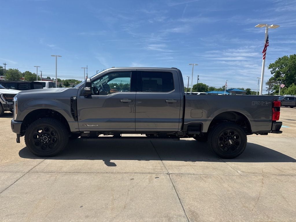 2026 Ford Super Duty F-350® XLT
