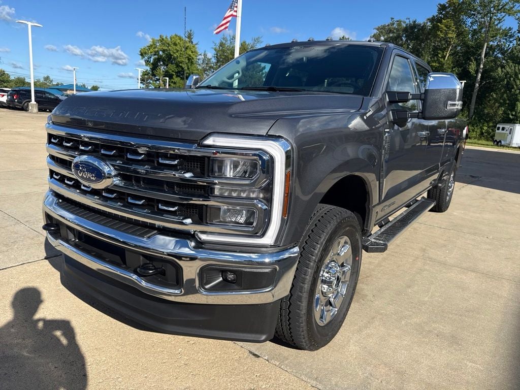 2026 Ford F-350SD Lariat