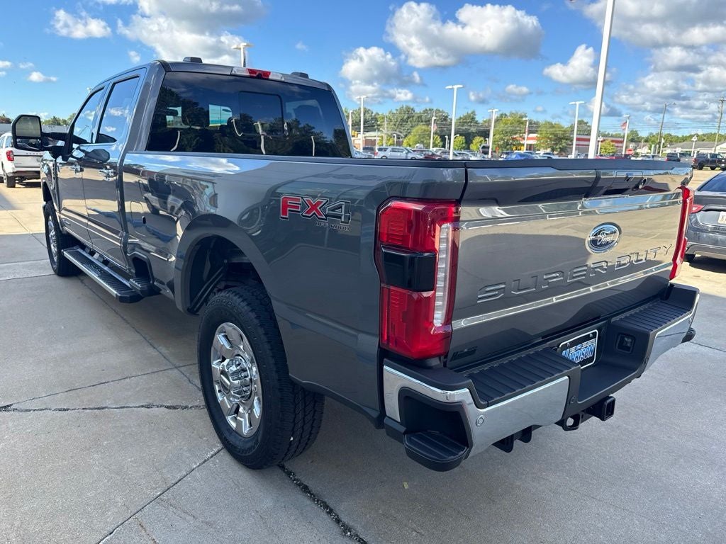 2026 Ford F-350SD Lariat
