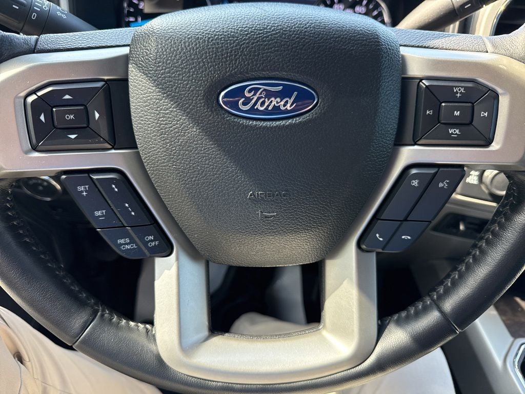 2022 Ford F-350SD Lariat Tremor