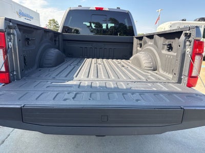 2022 Ford F-350SD Lariat Tremor