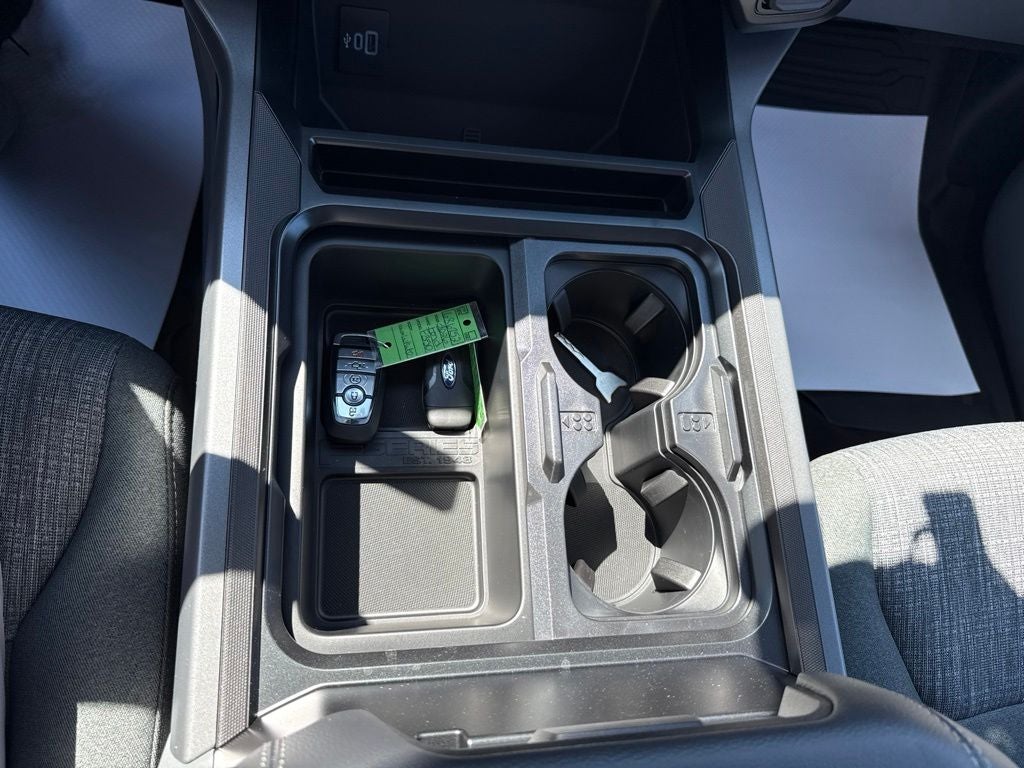 2026 Ford Super Duty F-350® XLT