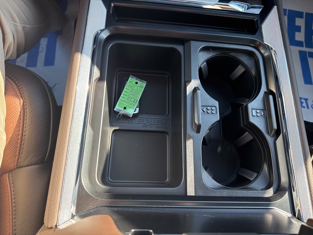 2026 Ford Super Duty F-350® King Ranch®