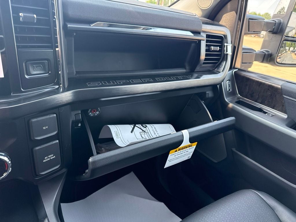2026 Ford F-350SD Lariat