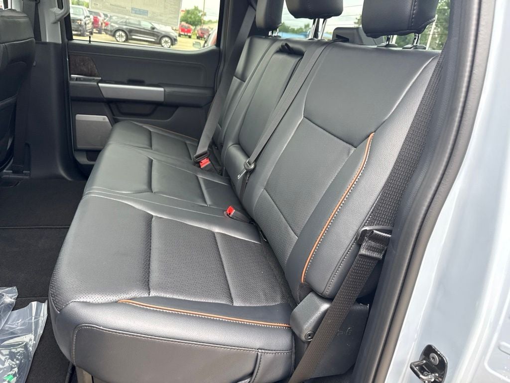 2026 Ford Super Duty F-350® Lariat®