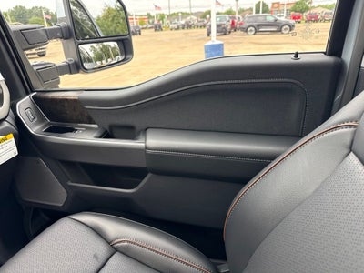 2026 Ford Super Duty F-350® Lariat®
