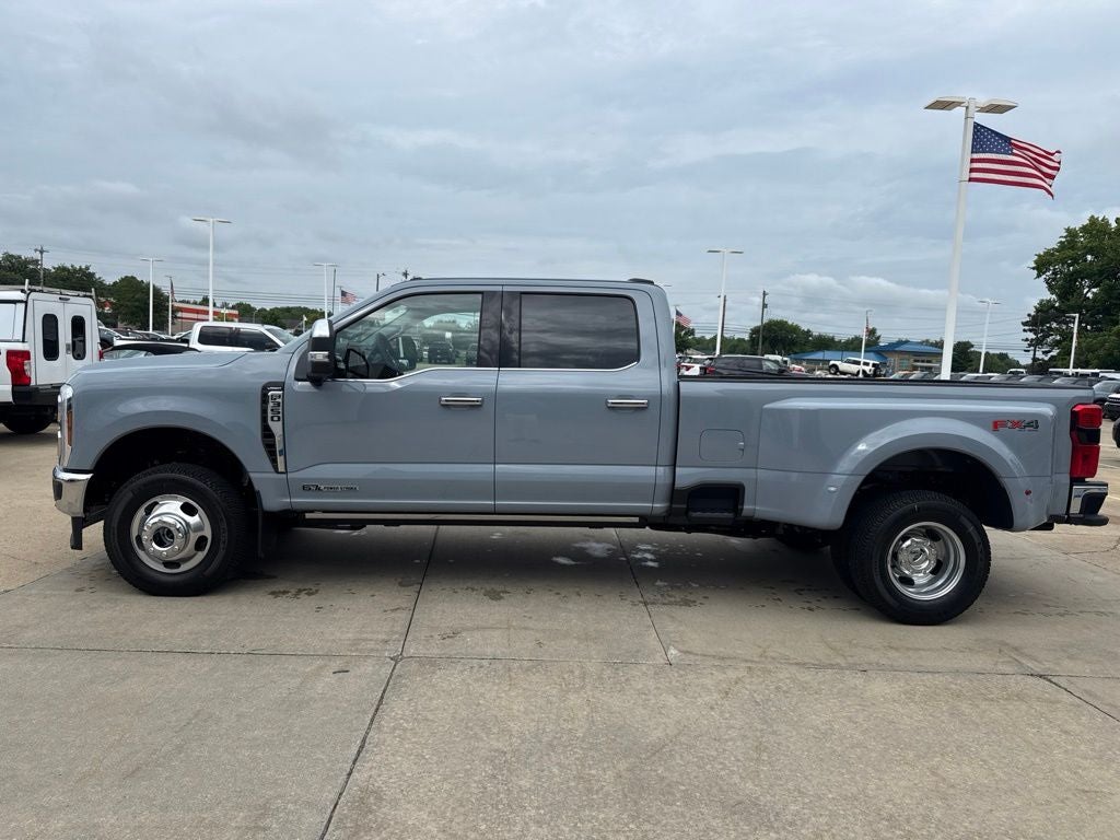 2026 Ford Super Duty F-350® Lariat®