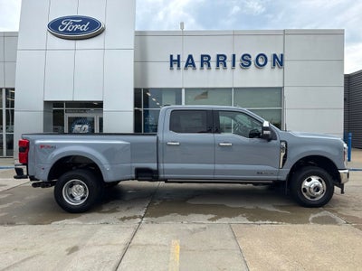 2026 Ford Super Duty F-350® Lariat®