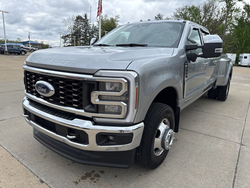 2024 Ford F-350SD Lariat DRW
