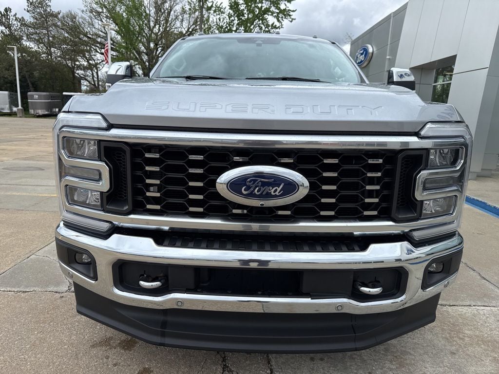2024 Ford F-350SD Lariat DRW