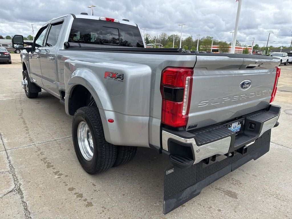 2024 Ford F-350SD Lariat DRW