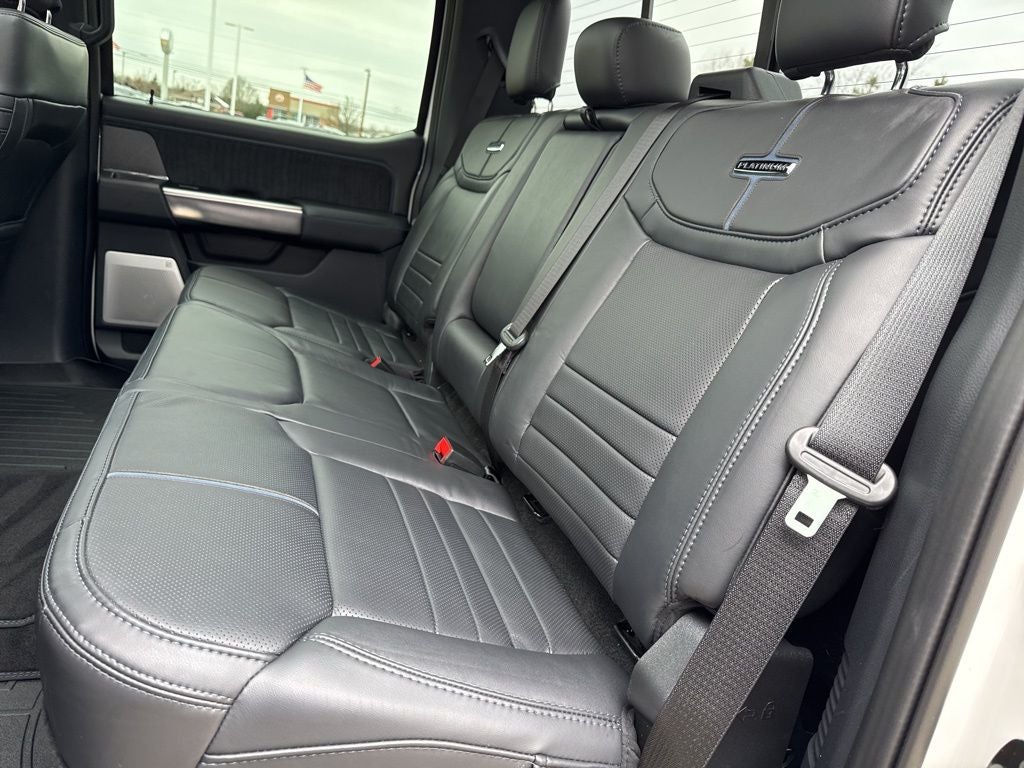 2025 Ford F-450SD Platinum DRW