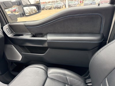 2025 Ford F-450SD Platinum DRW