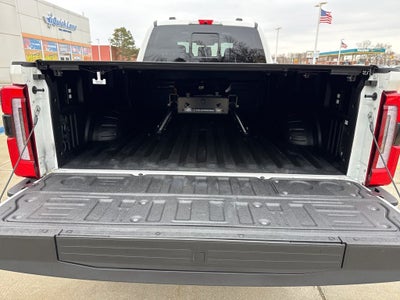 2025 Ford F-450SD Platinum DRW