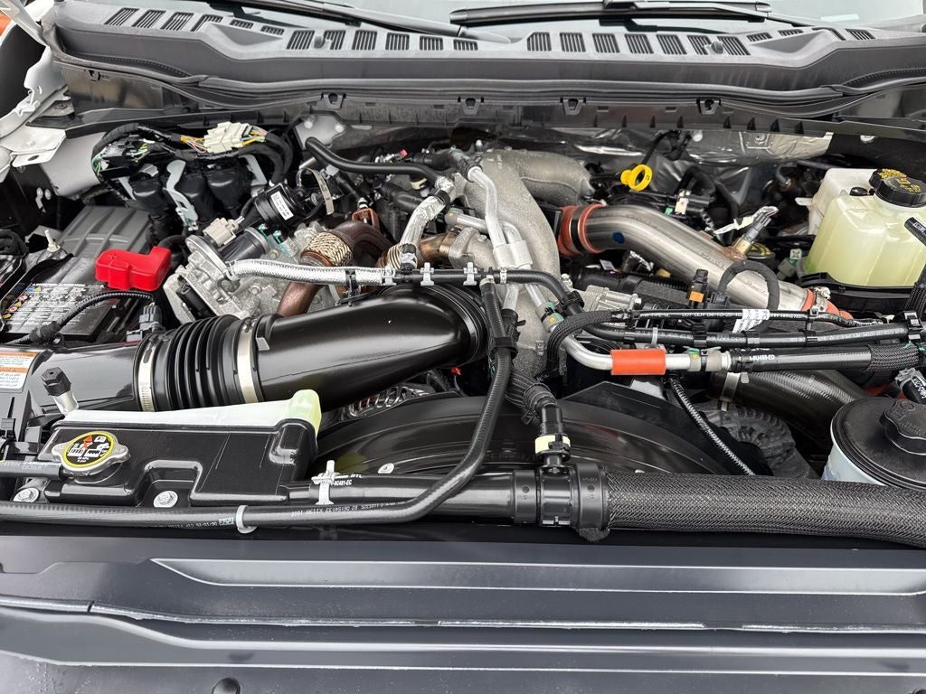 2025 Ford F-450SD Platinum DRW