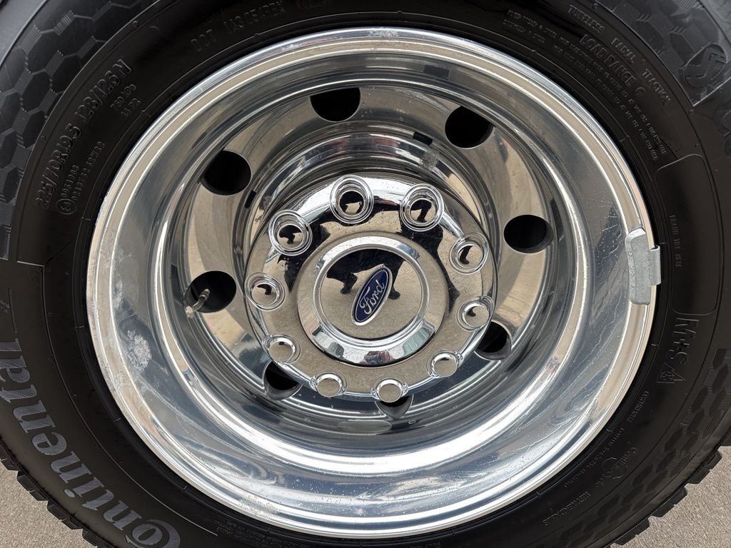 2025 Ford F-450SD Platinum DRW