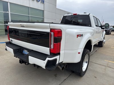 2025 Ford F-450SD Platinum DRW