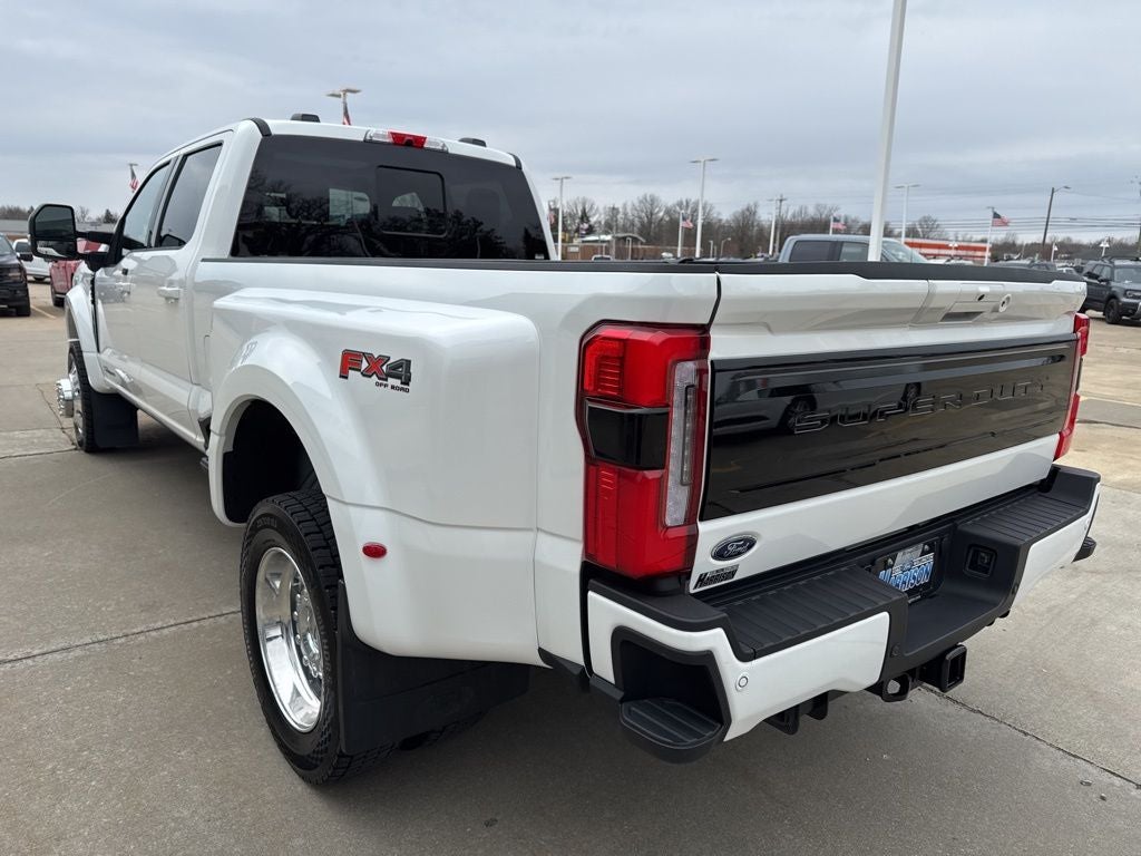 2025 Ford F-450SD Platinum DRW