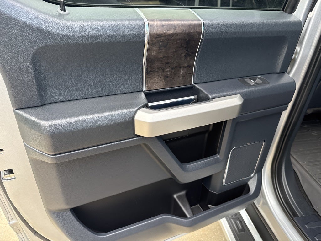 2022 Ford F-450SD Lariat DRW