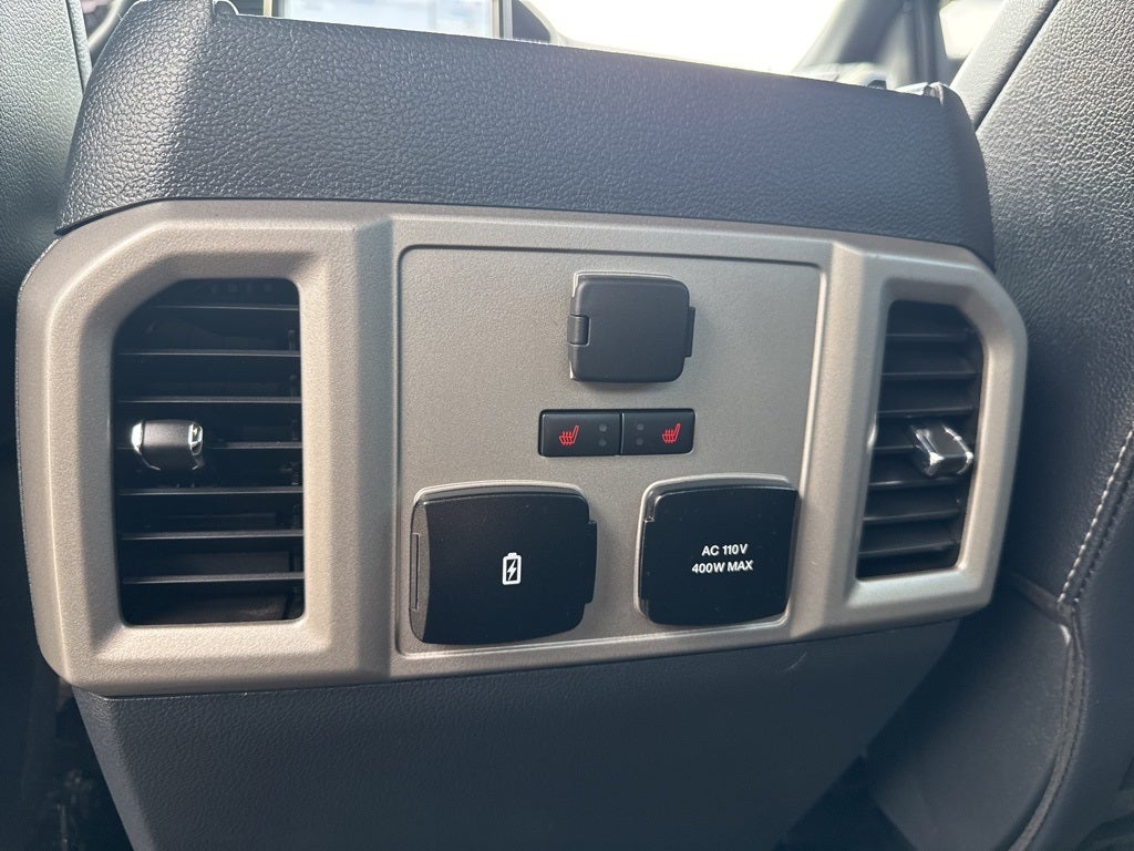 2022 Ford F-450SD Lariat DRW