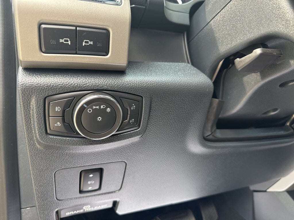 2022 Ford F-450SD Lariat DRW