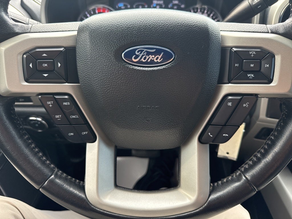 2022 Ford F-450SD Lariat DRW