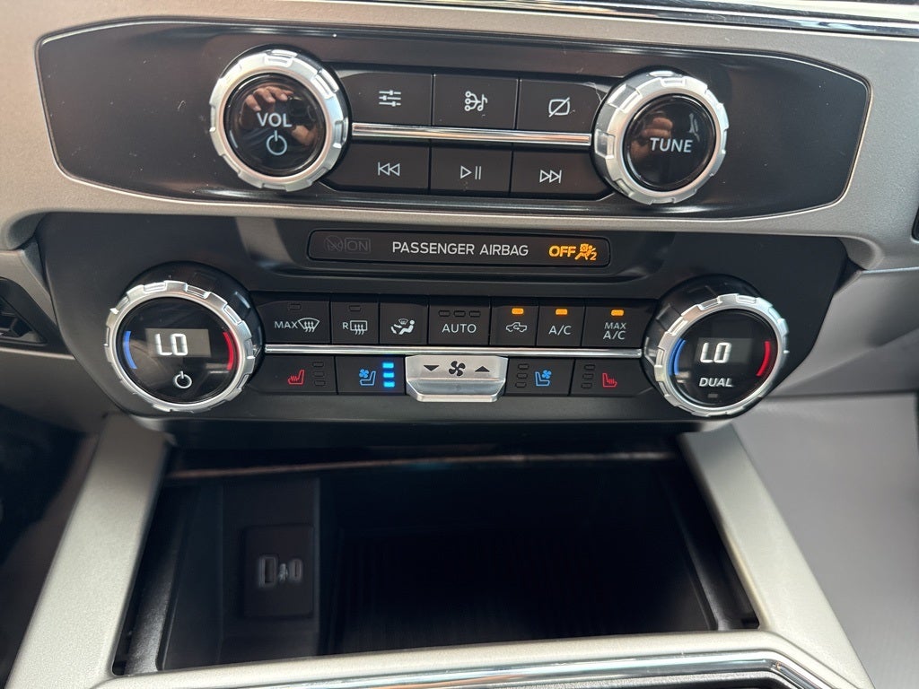 2022 Ford F-450SD Lariat DRW