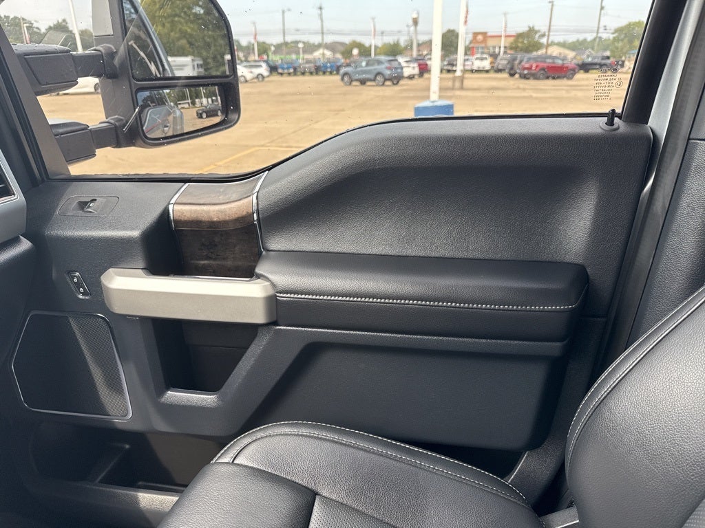 2022 Ford F-450SD Lariat DRW