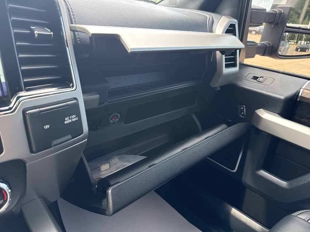 2022 Ford F-450SD Lariat DRW