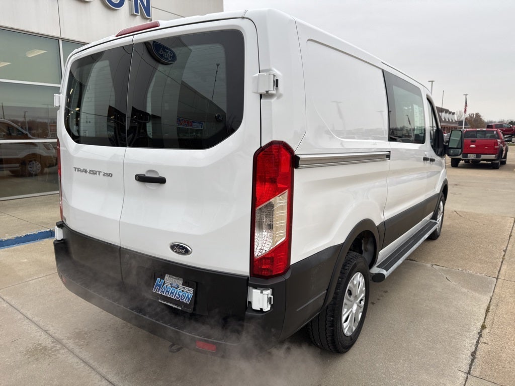 2024 Ford Transit-250 Base