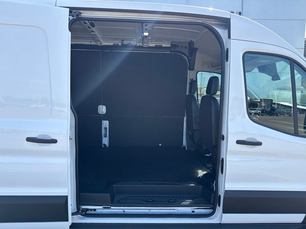 2027 Ford Transit Na MR CARGO AWD