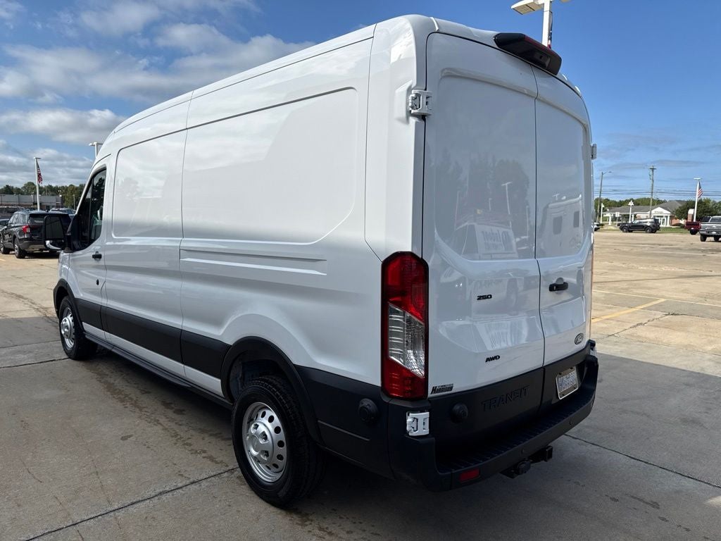 2027 Ford Transit Na MR CARGO AWD
