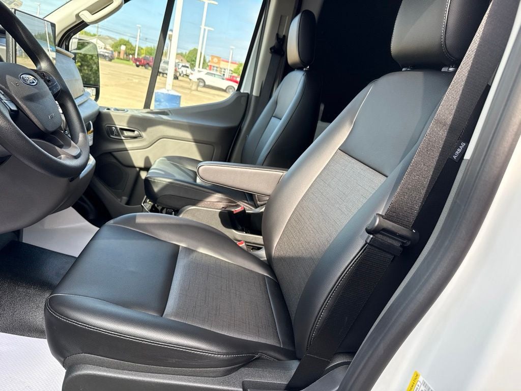 2027 Ford Transit Na MR CARGO AWD